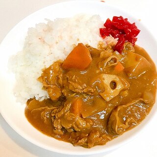 たまにはこんな味付けで♪牛肉とレンコンの和風カレー